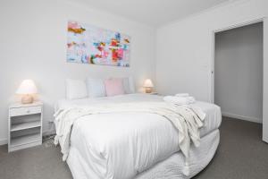 Between City & Hills