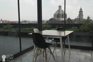 NEW! City Gem 247 Door Security Zócalo 4 Blocks