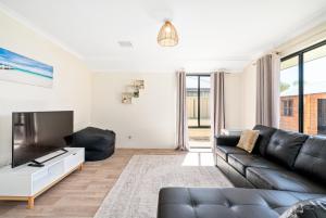 Sandpiper House 4BR Family & Pet-Friendly Stay