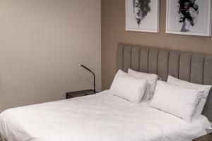 Menlyn Maine Trilogy Apartment