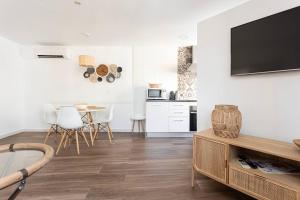 Stylish&bright Close To Subway