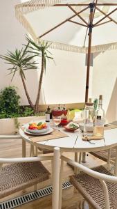 Appartements Splendide Studio parking clim terrasse : photos des chambres