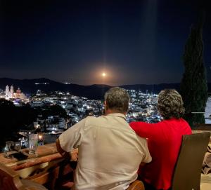 Entre el sol y la luna