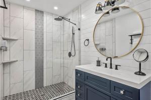 Amazing Parma Home King Bed Full Office Room