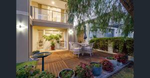 Foreshore Escape Your Ultimate Coastal Retreat