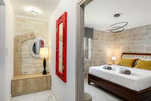 New Beachfront villa Six Stars in Chania,close to the beach & amenities