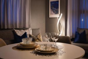 THE LEAVES~MON RESORT~