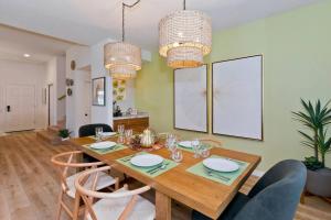 Avocado Toast by Twin Beds Vacation Homes