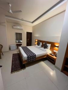 Pooja Residency Sector 45