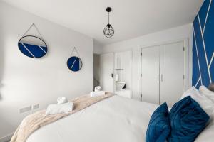 Spacious 3 Bed House in Reading by Amber Stays, Perfect for Business & Contractors, FREE Parking!