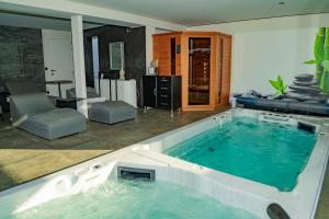 Vacation home with wellness Tvlyt