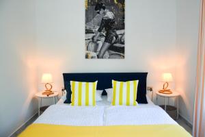 Cozy apartment on the lake, with pool, terrace and free parking - Casa Felice