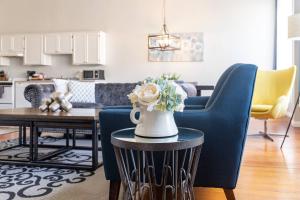 Greely Gaslamp - Loft w Parking & 4 Beds #301