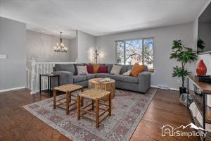 Spacious home w game room & firepit