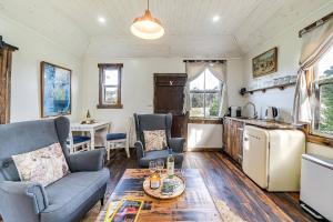 Scribbly Gum Cottage -Rustic Picturesque Romantic