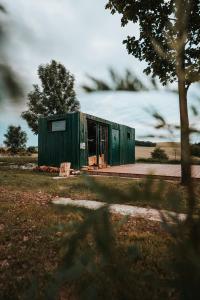 Tiny Glamp - Kontejner Louka