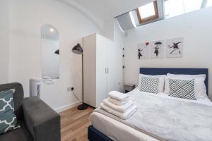 Spacious Studio Apartment in Shoreditch