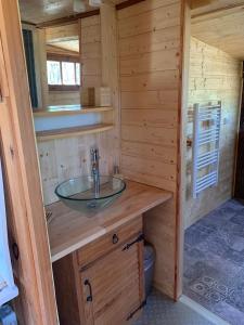 Lodges Chalets dans les bois : photos des chambres