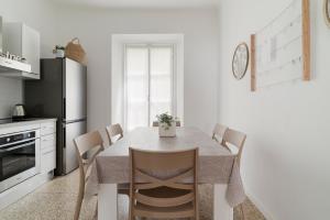 GuestHost - MM4 Tricolore Charming Apartment
