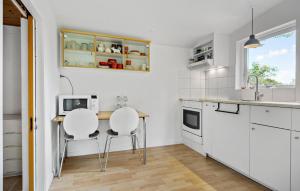 2 Bedroom Amazing Home In Nykøbing Sj
