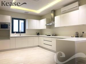 Kease Ghadeer - Royal touch