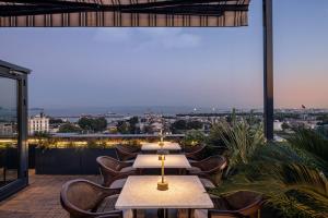 Lunet Old City Hotel