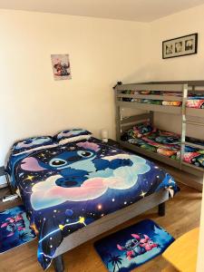 Appartements appartement 5min gare RER Disneyland Paris val d'Europe la vallee Village parking inclus : photos des chambres