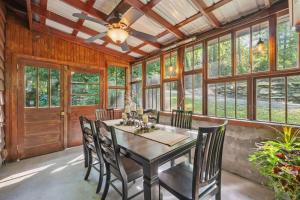 White Laurel Cottage At Linville Falls