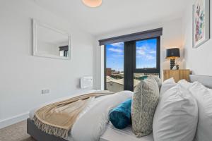 Liverpool City Stay 2BR Apartment Sleeps 3