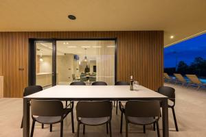 Villa D&L Kringa by Istrialux