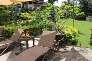 Puri Bunga Beach Cottages