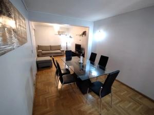 Beautiful downtown apartment, meters away from Peatonal