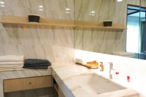 1 bedroom Mida Grande Resort, Phuket