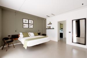 Villa Monterosso, Acicastello