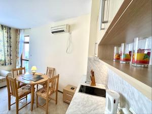 Sunny Sea - Menada Apartments