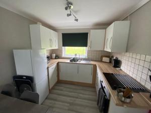 2 Bed Bungalow -25 Gower Holiday Village - Dog Friendly