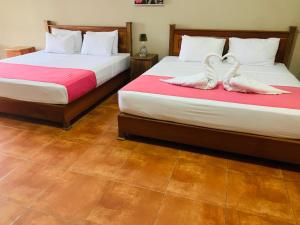 Seethawing by Cinnamon