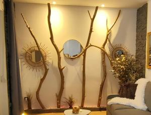 Appartements Romantique chic 150m plage patio : Appartement 2 Chambres avec Terrasse