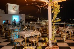 DERA PICHOLA- A Lake Facing Boutique Hotel