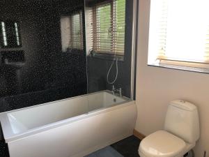 Arglam Lane Farm - 4 bedroom Tranquil Countryside Retreat sleeps 7