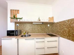 Simcity I City square w balcony 24 7 self check-in 1 min walk to Europa shopping mall