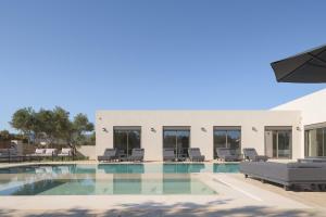 CaMa Villa, Pool, Landmark Views & Iconic Design, By ThinkVilla