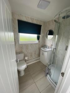 2 Bed Bungalow -25 Gower Holiday Village - Dog Friendly