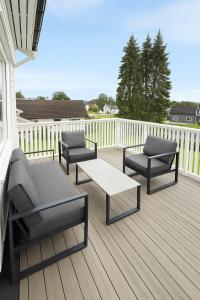 Bright 2-room apartment with balcony, Parking space