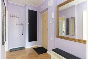 Wola Anielewicza City Comfort Apartment by BookingHost