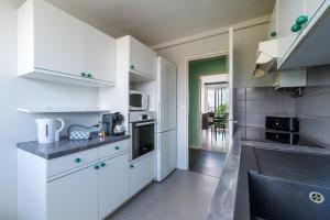 Appartements La Belle Etape - Grand T5 a Cholet : photos des chambres