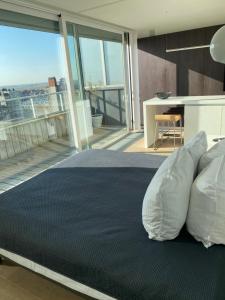 Penthouse Sea-Loft Blankenberge, uniek zeezicht, Luxeloft met 40m2 terras!