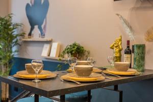 Appartements Charming Flat 15 Minutes Montmartre-Sacre-Coeur -Champ Gauche- : photos des chambres