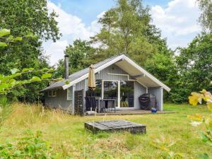 6 person holiday home in Ebeltoft-By Traum
