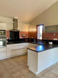 Maisons de vacances Le Pre de la Reyne : photos des chambres